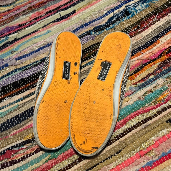 Sperry 🦓 Zebra Print Sneakers 👟 - Picture 5 of 5